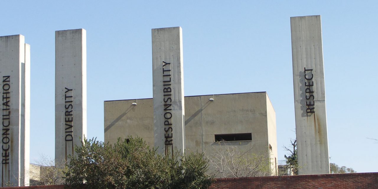 Soweto & Apartheid Museum Tour